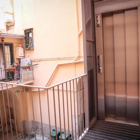 Petramare Lägenhet Salerno Exteriör bild